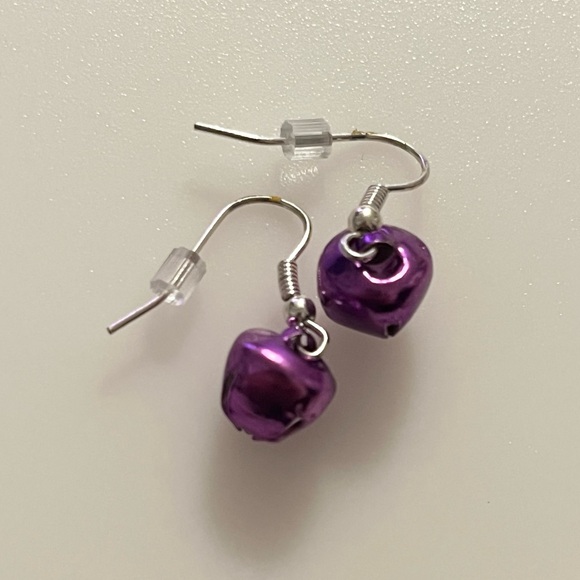 4 Vintage Sets of Holiday Christmas Jingle Bells Dangle Drop Earrings - Picture 11 of 16